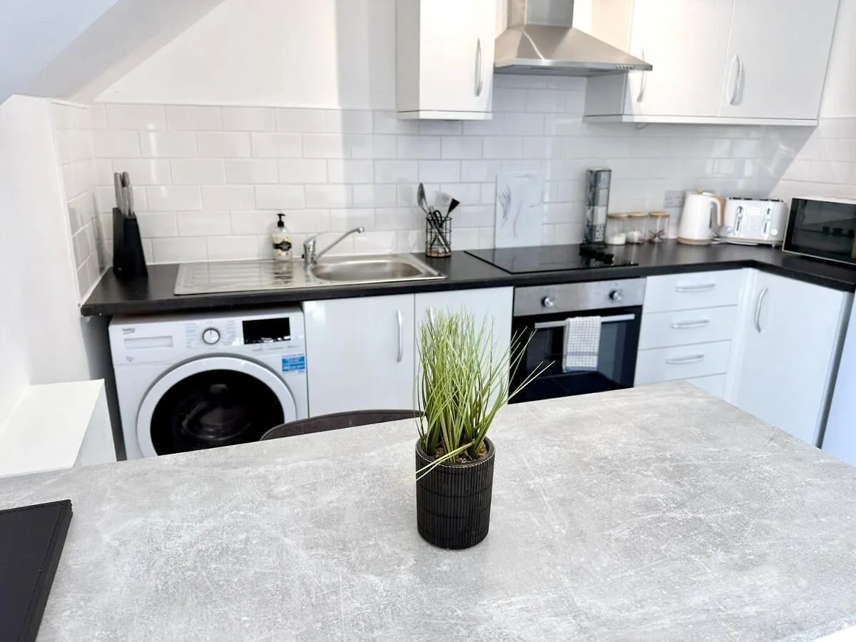 City Centre Embankment View Apartment Sleeps 3 Cardiff Reino Unido